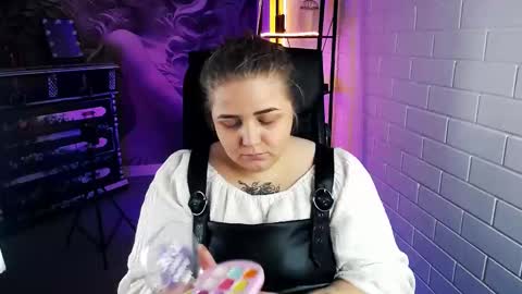 Snapshot of sladadeew chatting on 24, 9, 2025 Slada Deew online show from 24, 9, 2025