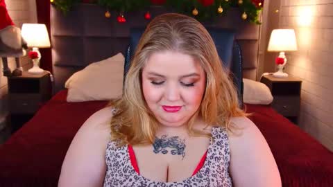 Snapshot of sladadeew chatting on 19, 12, 2025 Slada Deew online show from 19, 12, 2025