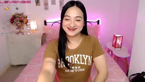 Queen Cyrine online show from 5, 12, 2024