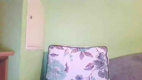 Snapshot of slaveboy32bi chatting on 18, 11, 2025 slave boy perwers bdsmFEMDOM online show from 18, 11, 2025