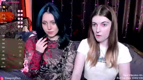 Snapshot of sleepingduo chatting on 22, 10, 2025 Hi We are Iva and Angela Nice to meet u 3 online show from 22, 10, 2025