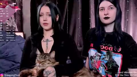 Snapshot of sleepingduo chatting on 27, 2, 2026 Hi We are Iva and Angela Nice to meet u 3 online show from 27, 2, 2026