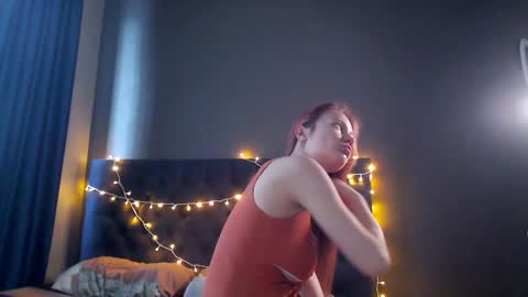 Snapshot of slemgem chatting on 25, 11, 2025 Slemgem Amy friends online show from 25, 11, 2025