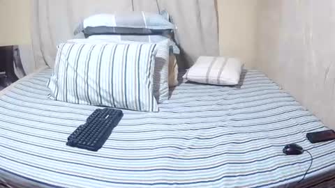 slender_sweetbabe online show from 24, 6, 2026