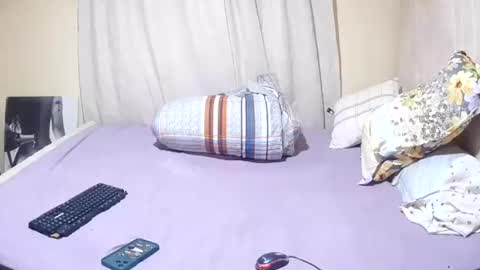 slender_sweetbabe online show from 14, 7, 2026