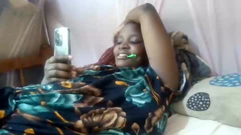 Snapshot of slim_joy chatting on 13, 5, 2026 slim_joy online show from 13, 5, 2026