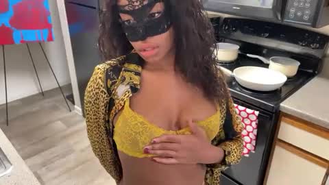 Snapshot of slimaddictionxxx chatting on 4, 2, 2025 Barbie Stylebender online show from 4, 2, 2025