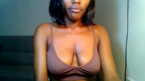 Snapshot of slimebonie chatting on 3, 5, 2026 purity online show from 3, 5, 2026