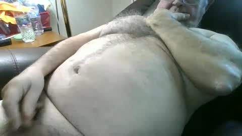 slippery_duck online show from 8, 3, 2025