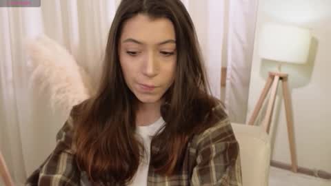 Emilia online show from 28, 11, 2025