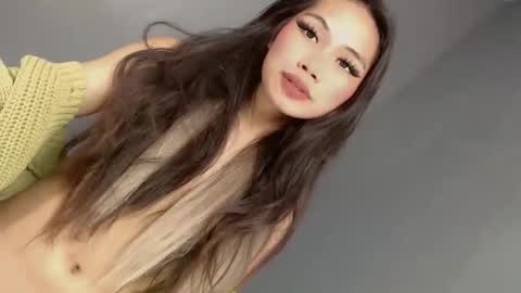 slut4attention online show from 22, 4, 2026