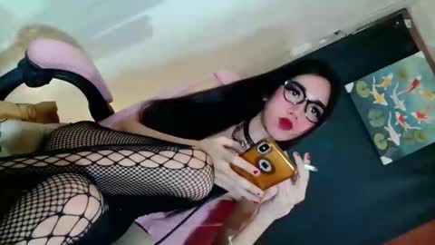just call me aryana online show from 20, 11, 2025