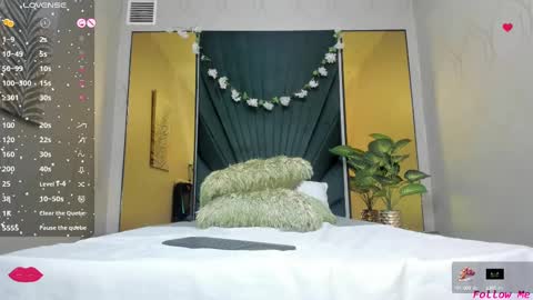 Paola  online show from 16, 2, 2025