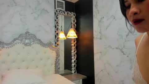 Paola  online show from 4, 10, 2025