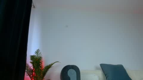 Snapshot of slut_tattoogirl chatting on 3, 6, 2026 Ariana online show from 3, 6, 2026