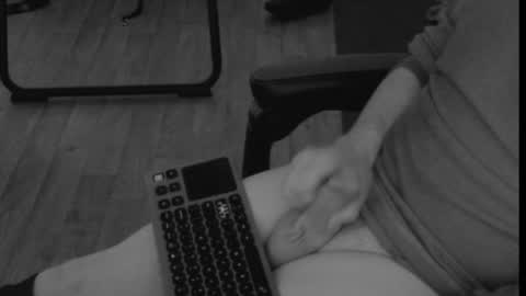 slutterbug online show from 23, 4, 2026