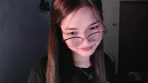 slutty_hannaxx online show from 20, 4, 2026