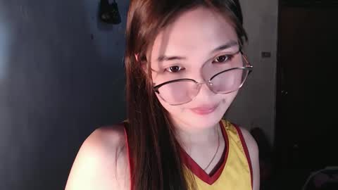 slutty_hannaxx online show from 24, 4, 2026