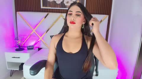 sluttyysucker_ online show from 21, 5, 2026