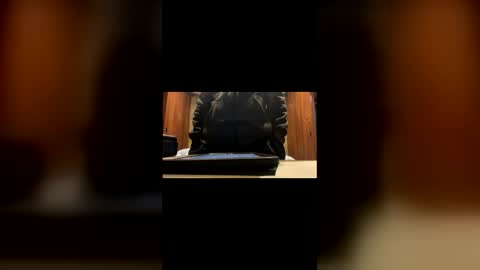 Snapshot of slyneck chatting on 5, 4, 2026 slyneck online show from 5, 4, 2026