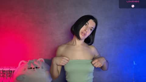 Snapshot of smaillev chatting on 29, 4, 2026 Melani online show from 29, 4, 2026