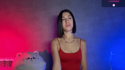 Snapshot of smaillev chatting on 12, 6, 2026 Melani online show from 12, 6, 2026