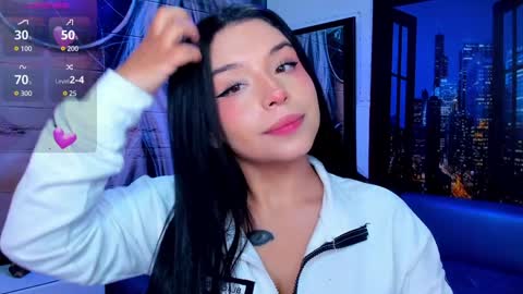 Snapshot of small__naughty chatting on 30, 12, 2024 Mariana Torres online show from 30, 12, 2024