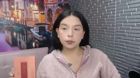 Snapshot of small__naughty chatting on 11, 10, 2025 Mariana Torres online show from 11, 10, 2025