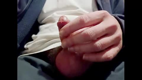 Small Hairy Uncut online show from 1, 1, 2025