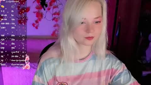 Snapshot of smallimpmeili chatting on 24, 10, 2025 smallimpmeili online show from 24, 10, 2025