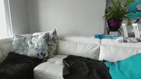 Daddy online show from 27, 2, 2025