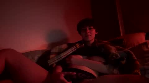 Snapshot of smalltshbigtits chatting on 25, 11, 2025 smalltshbigtits online show from 25, 11, 2025