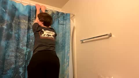 Snapshot of smalltshbigtits chatting on 15, 1, 2026 smalltshbigtits online show from 15, 1, 2026