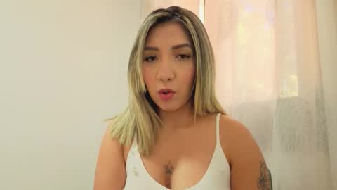 smile__1 online show from 15, 1, 2026