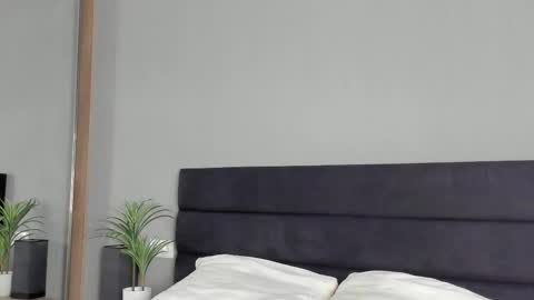 Bella online show from 25, 10, 2025