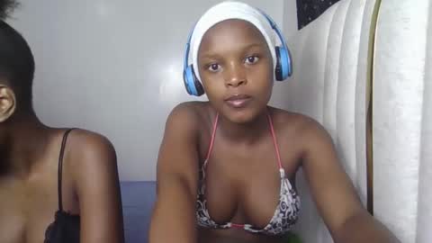 smiley luv1 online show from 10, 3, 2026