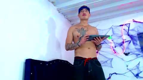 smithoooohy online show from 28, 10, 2025