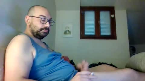 Snapshot of smoker985 chatting on 4, 12, 2025 smoker985 online show from 4, 12, 2025