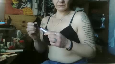 Smokie Cumbull online show from 22, 1, 2025