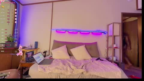 Carolina online show from 22, 4, 2026