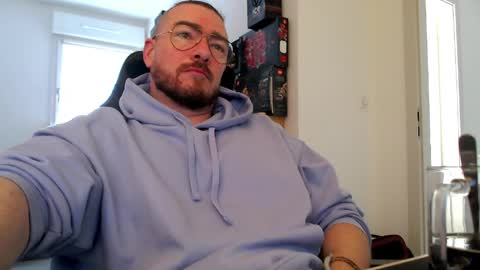 AllDayIDream online show from 22, 4, 2026