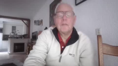 Snapshot of smoothy5460 chatting on 2, 12, 2024 smoothy5460 online show from 2, 12, 2024