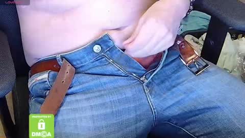 Snapshot of sneakybill82 chatting on 9, 3, 2025 Sneakybill online show from 9, 3, 2025