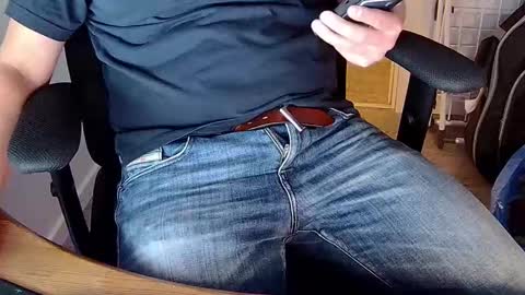 Snapshot of sneakybill82 chatting on 23, 9, 2025 Sneakybill online show from 23, 9, 2025