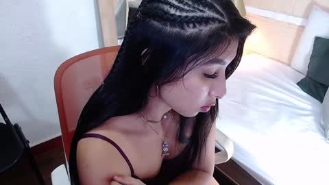 Hellen  online show from 3, 1, 2025