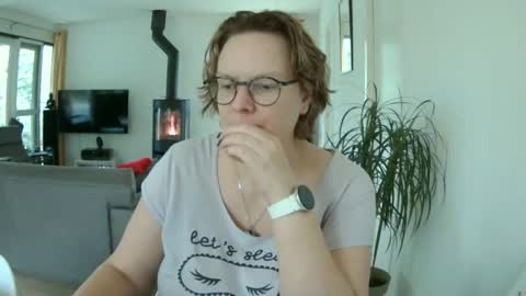 Snoeske and Woodwurm online show from 16, 12, 2024