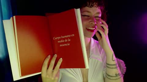 Snapshot of snow_flowers chatting on 31, 10, 2025 Arwen online show from 31, 10, 2025