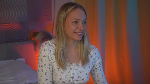 Candice Snow online show from 21, 12, 2024