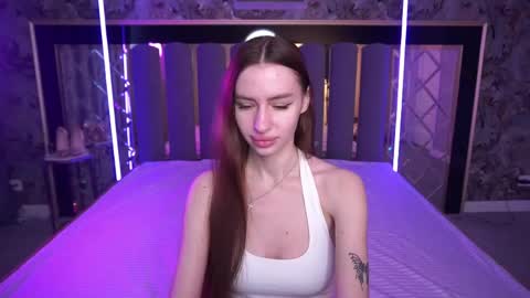 snow_whiteeex online show from 25, 4, 2026