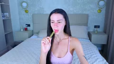 snow_whiteeex online show from 19, 6, 2026